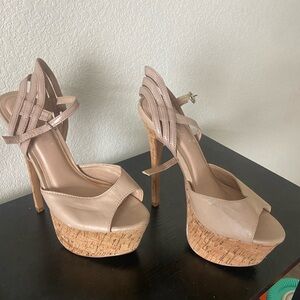 Shoe Dazzle Beige Platform Heels